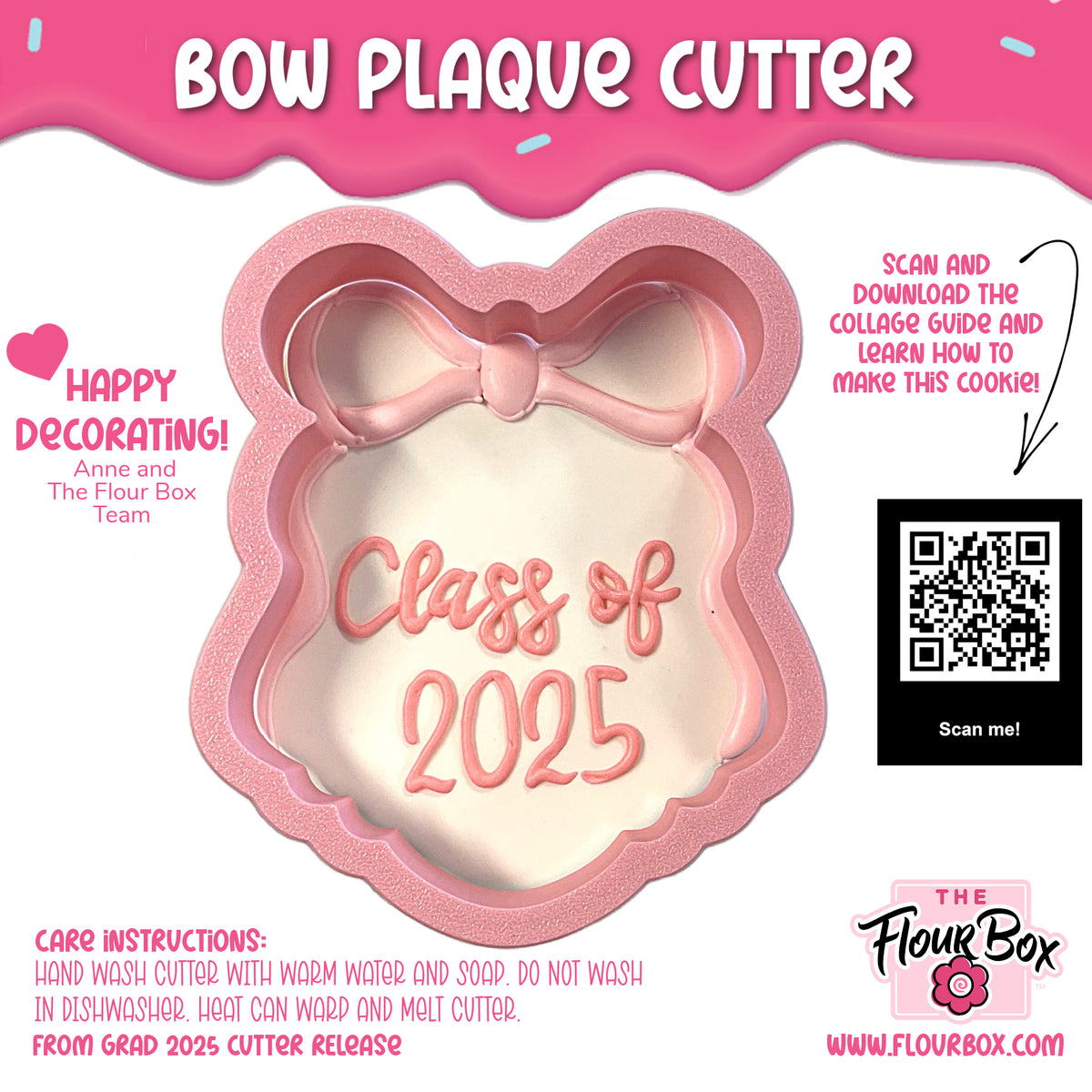 Pink bow plaque cookie cutter with scalloped edge and class of 2025 pink icing detail
