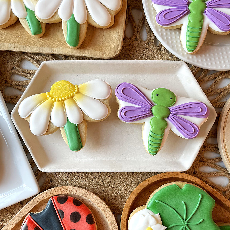 Dragonfly (Floppy Flower) Flour Box Club Flip Cookie Cutter