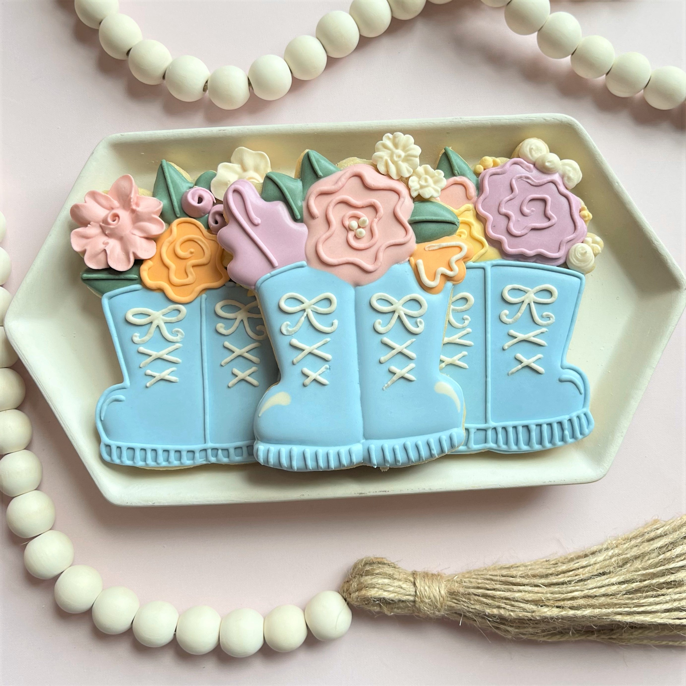 Floral Initial Cookie set