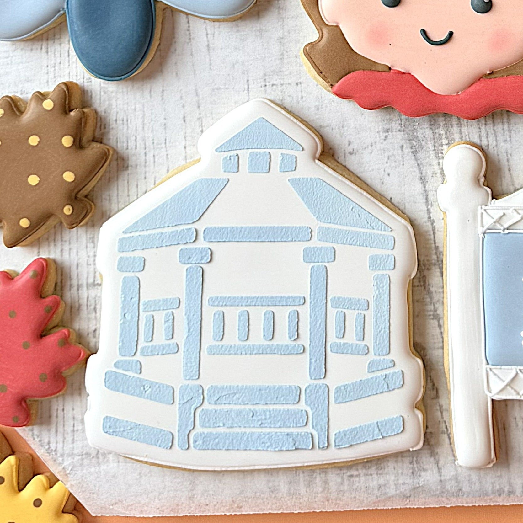 Gazebo Cookie Cutter with Stencil