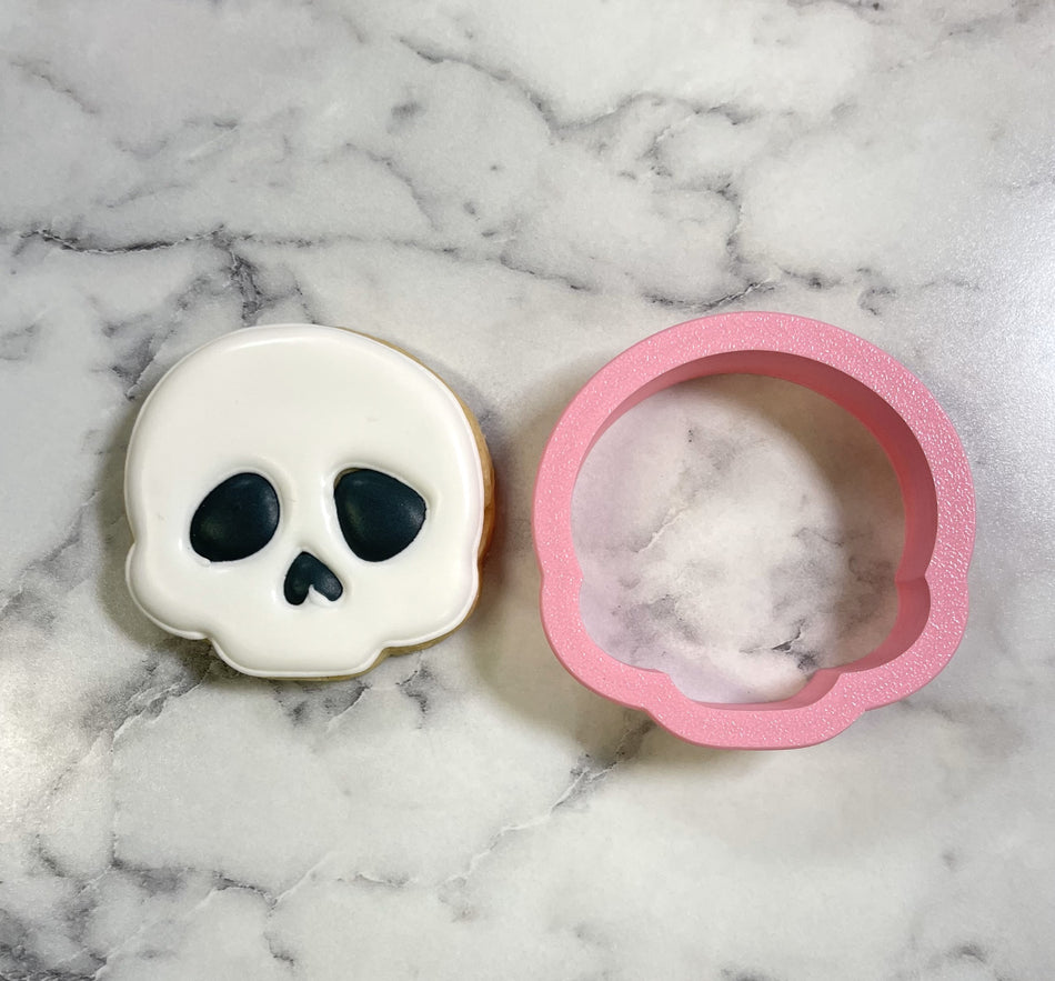 Mini Cute Chubby Skull Cookie Cutter