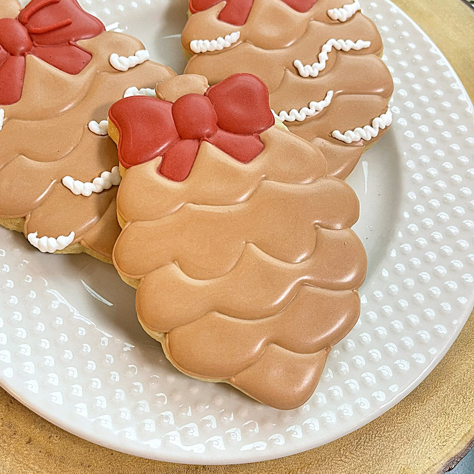 Pinecone with Bow Cookie Cutter