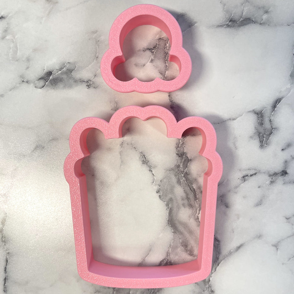 Popcorn Bucket with Mini Popcorn Cookie Cutter Set