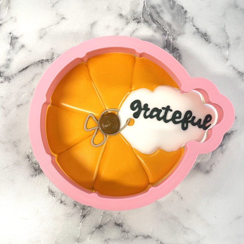Pumpkin with Leaf Tag Cookie Cutter