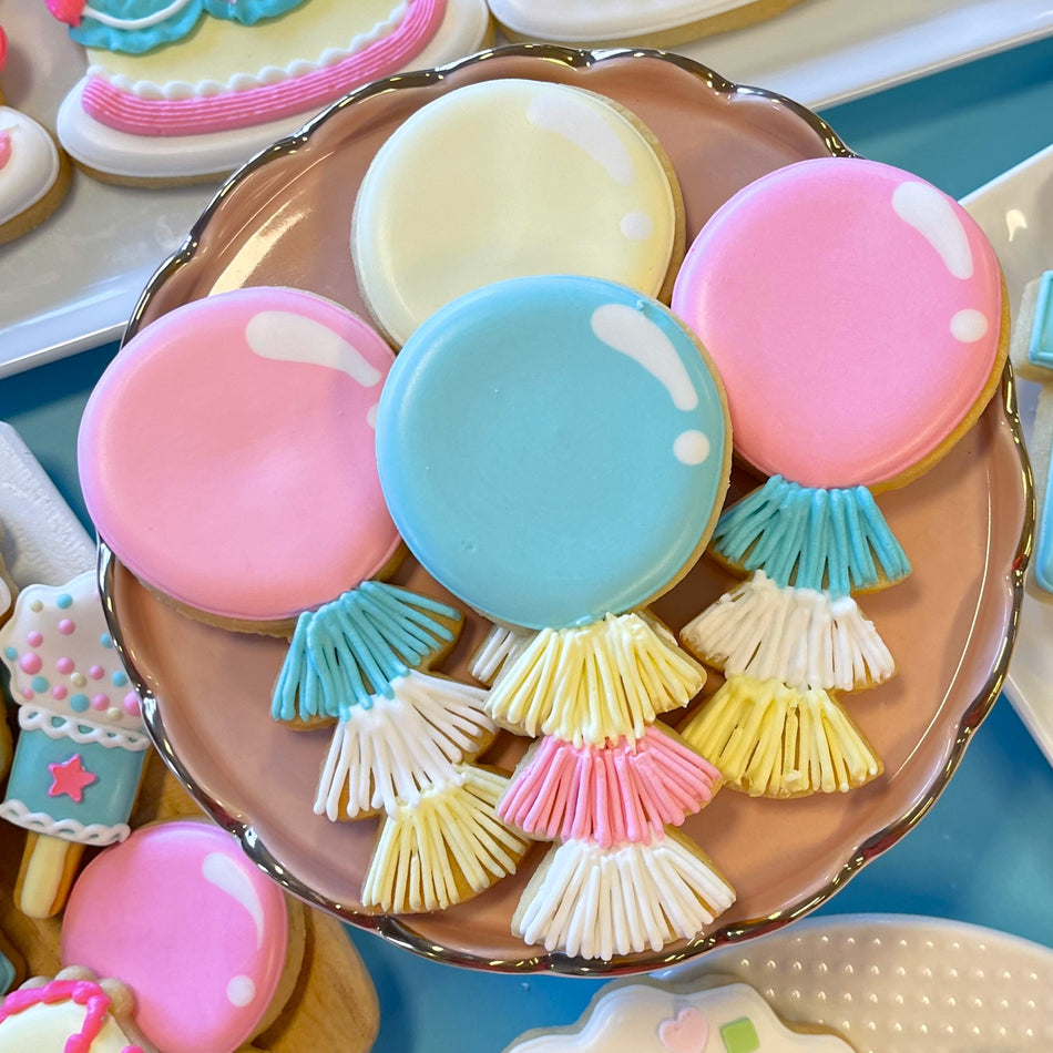 Balloon with Tassels Flour Box Club Cookie Cutter