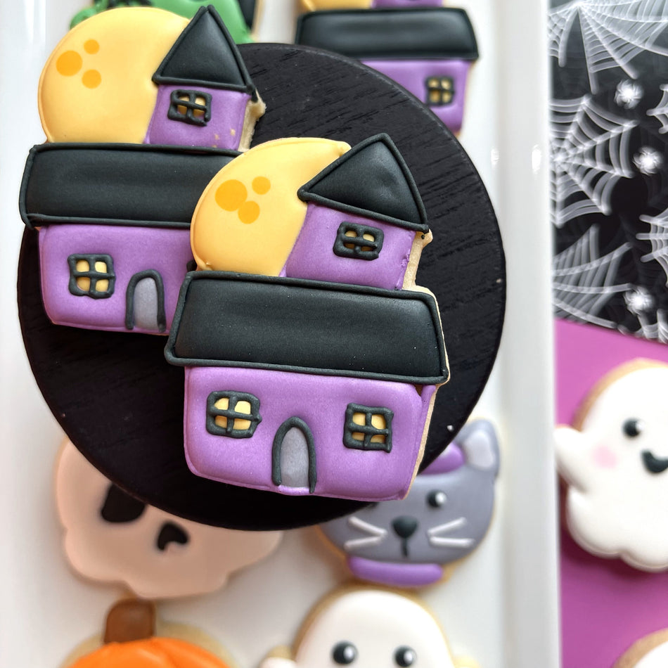 Mini Cute Chubby Haunted House Cookie Cutter