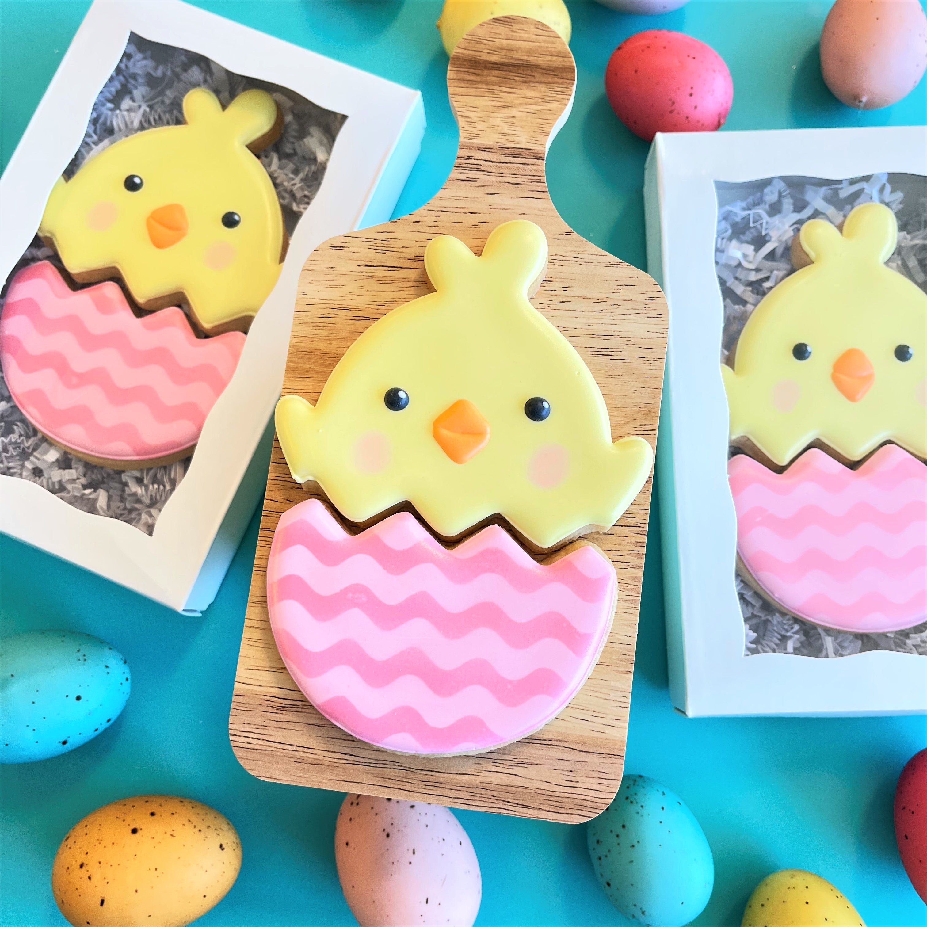 Chick in Egg 2-in-1 Multi-Cookie Cutter