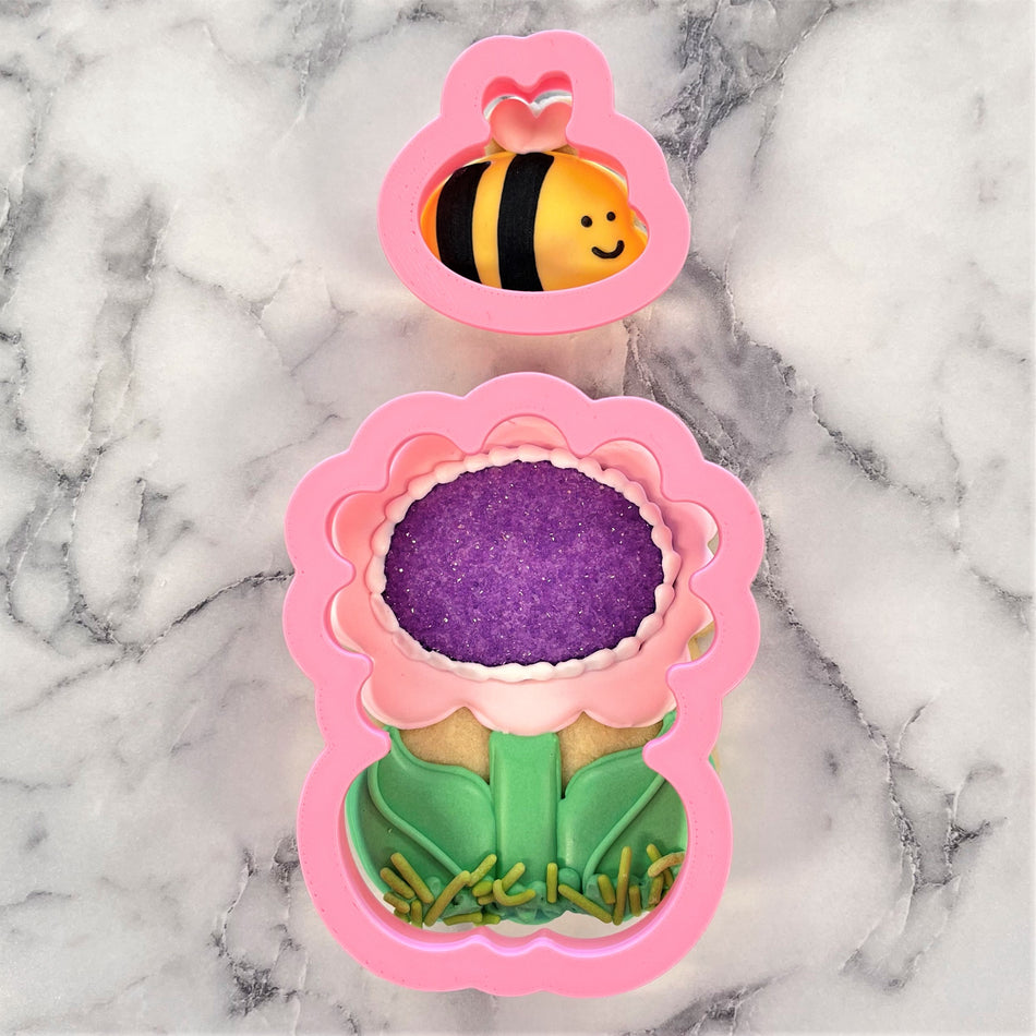 Happy Daisy with Mini Bumblebee Flour Box Club Cookie Cutter Set