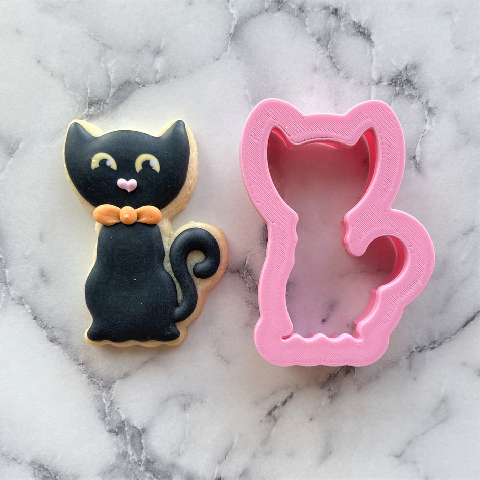 Mini Classic Black Cat Cookie Cutter