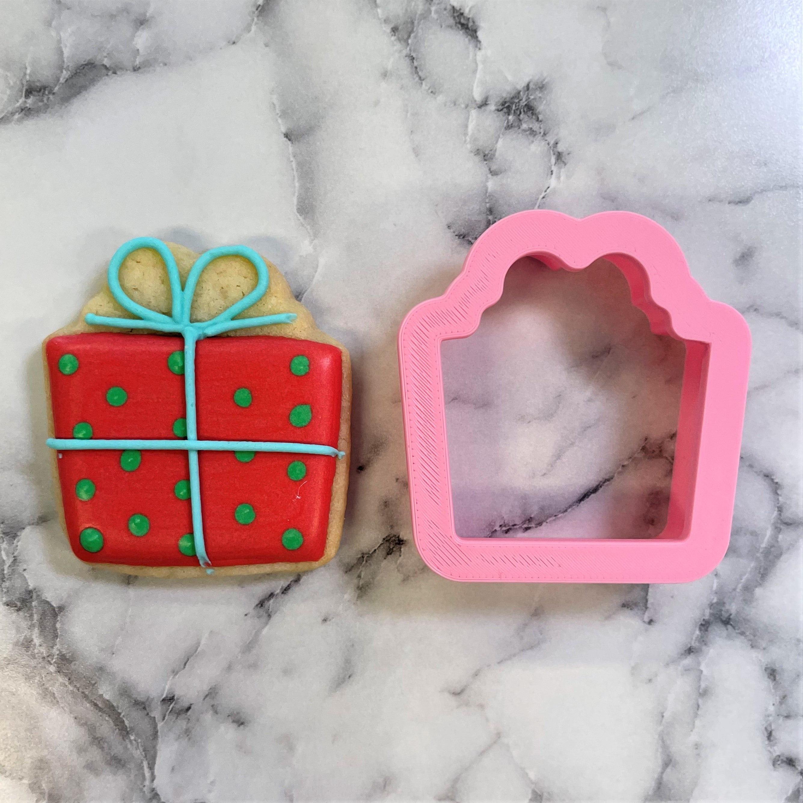Mini Classic Present Cookie Cutter