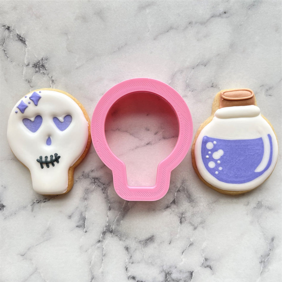 MINI Skull Cookie Flip Cutter