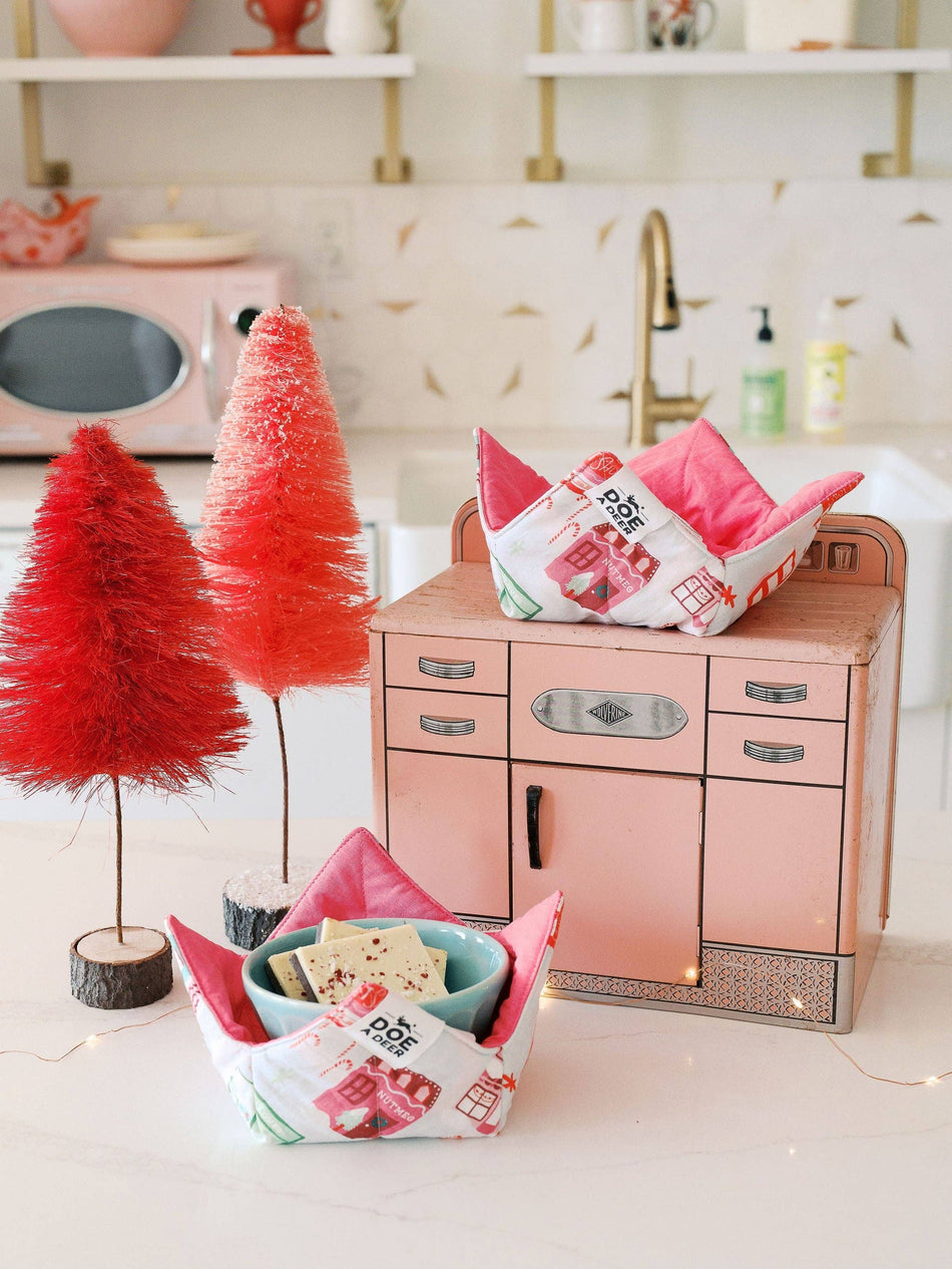 Christmas in the Village Bowl Bestie | Microwave Bowl Holder