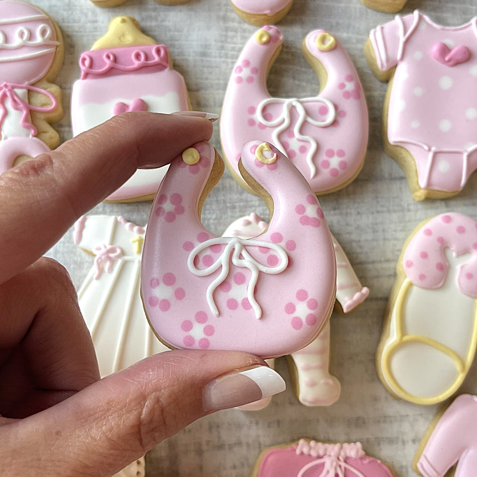 Mini Baby Bib Cookie Cutter