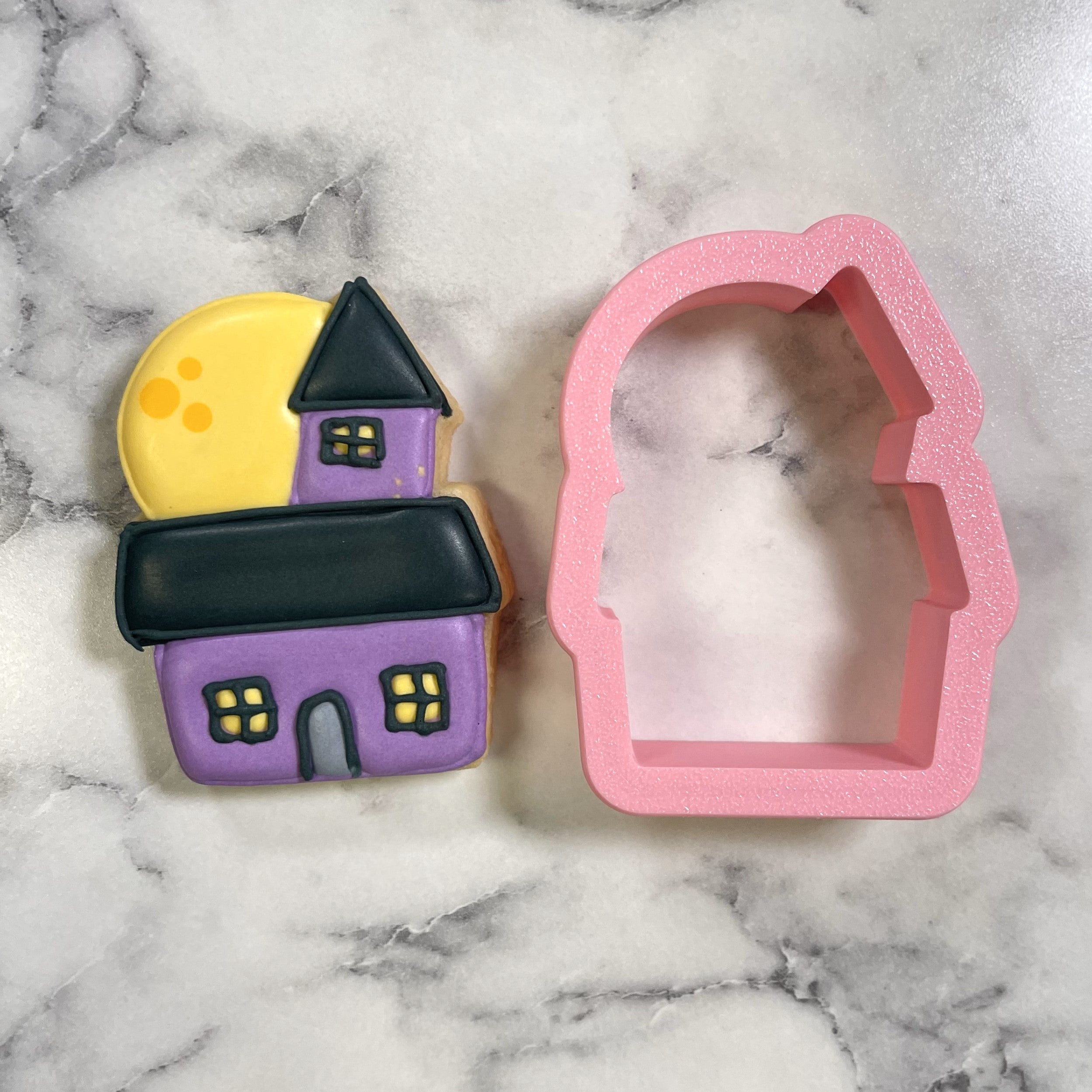 Mini Cute Chubby Haunted House Cookie Cutter