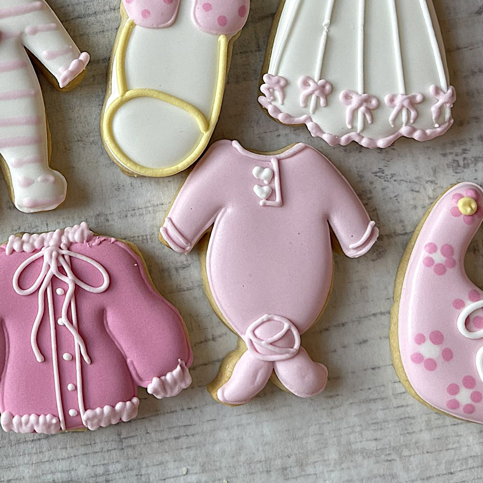 Mini Baby Knotted Gown Cookie Cutter