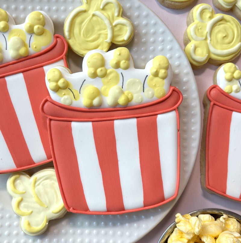 Popcorn Bucket with Mini Popcorn Cookie Cutter Set