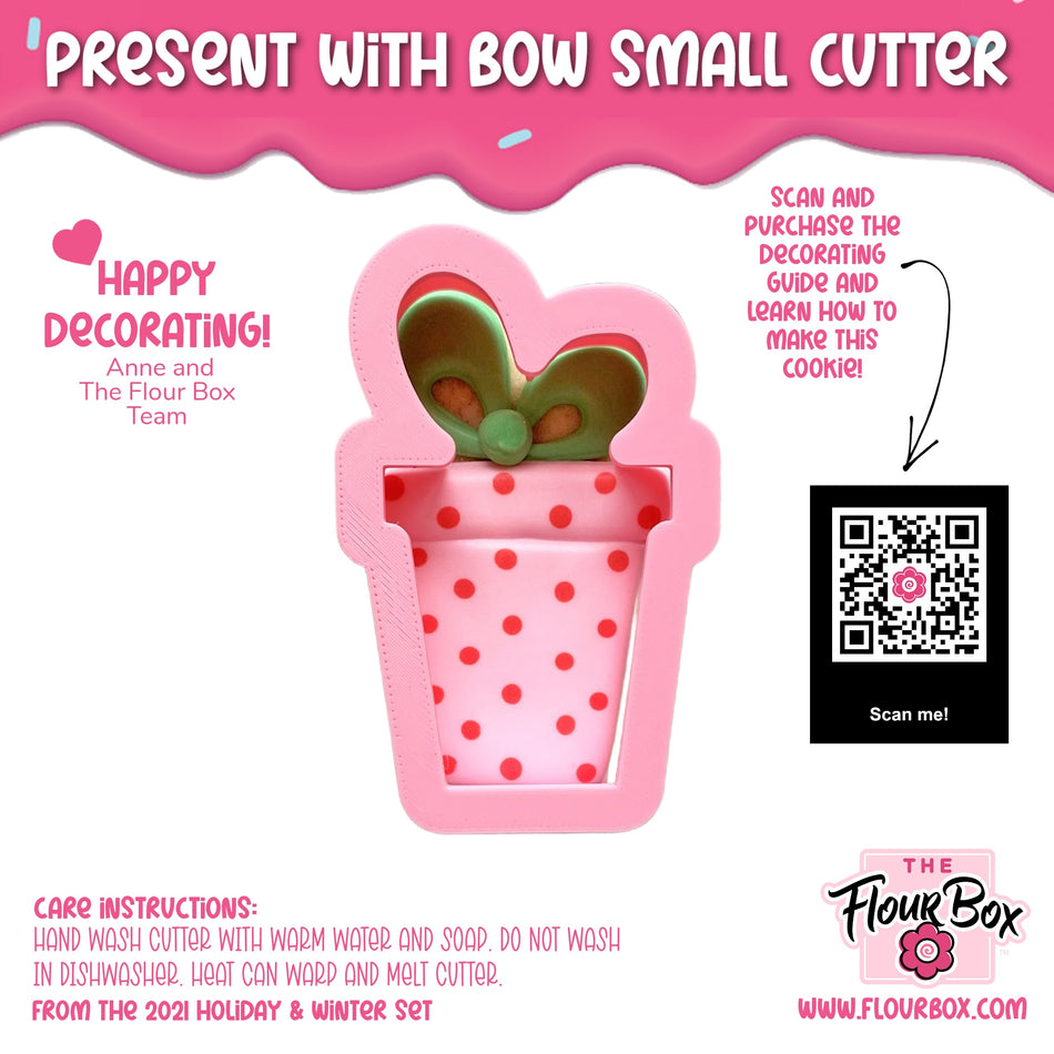 Present with Bow Small Cookie Cutter