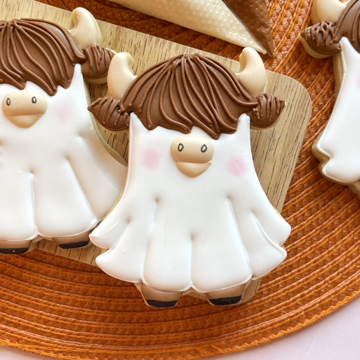 Western Ghost Highlander Cow Cookie Cutter