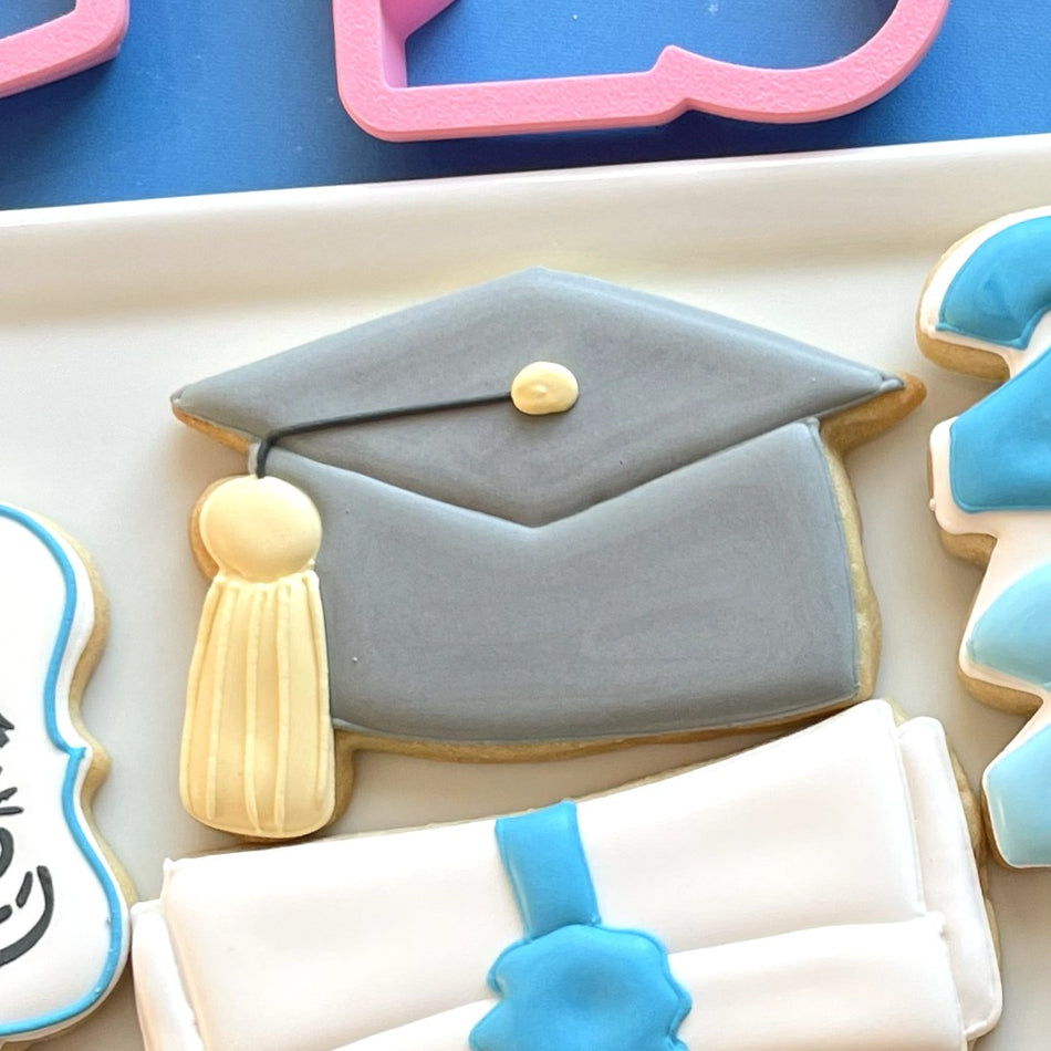 Cute Grad Cap Cookie Cutter
