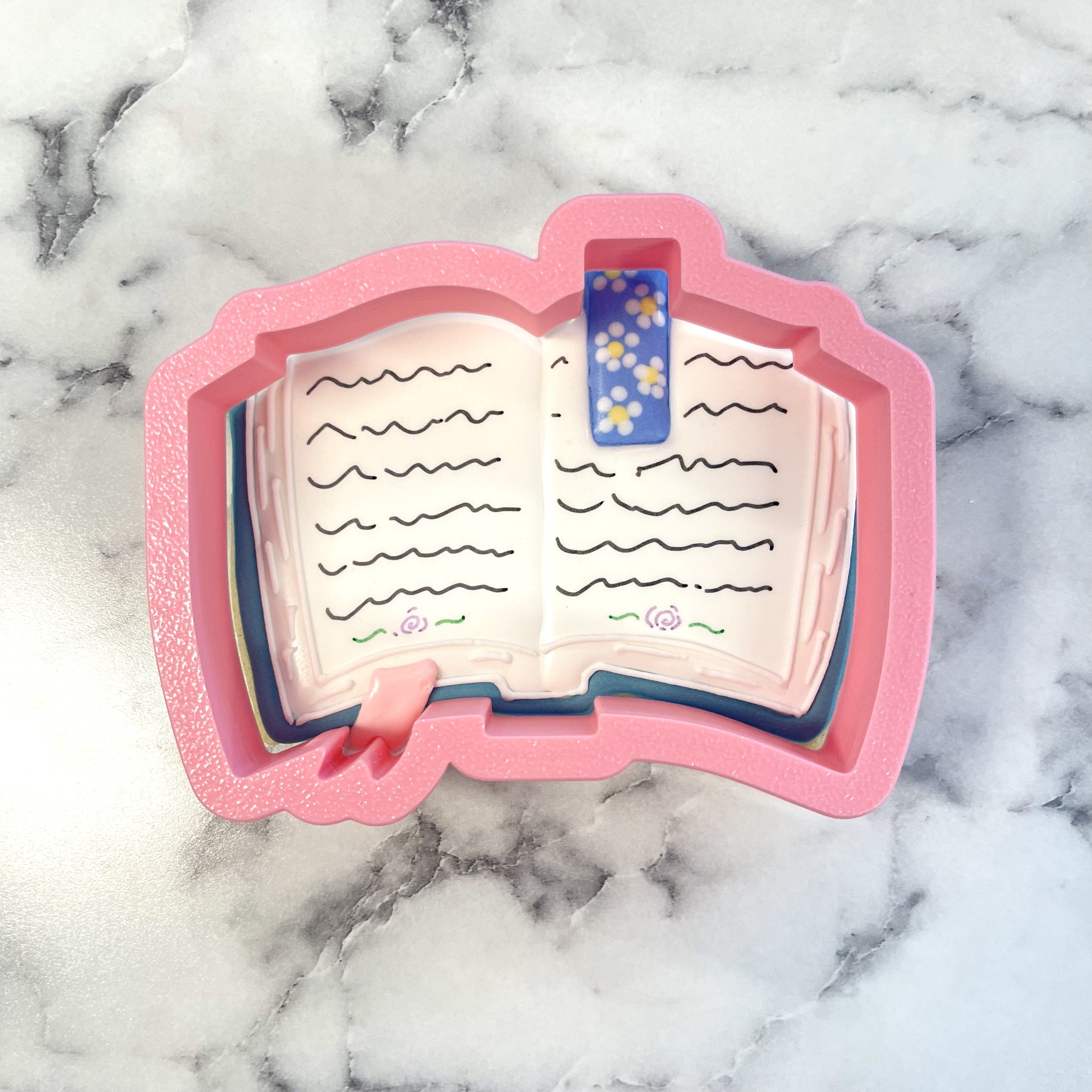 Bookish Cookie Cutter Bundle with Stencil