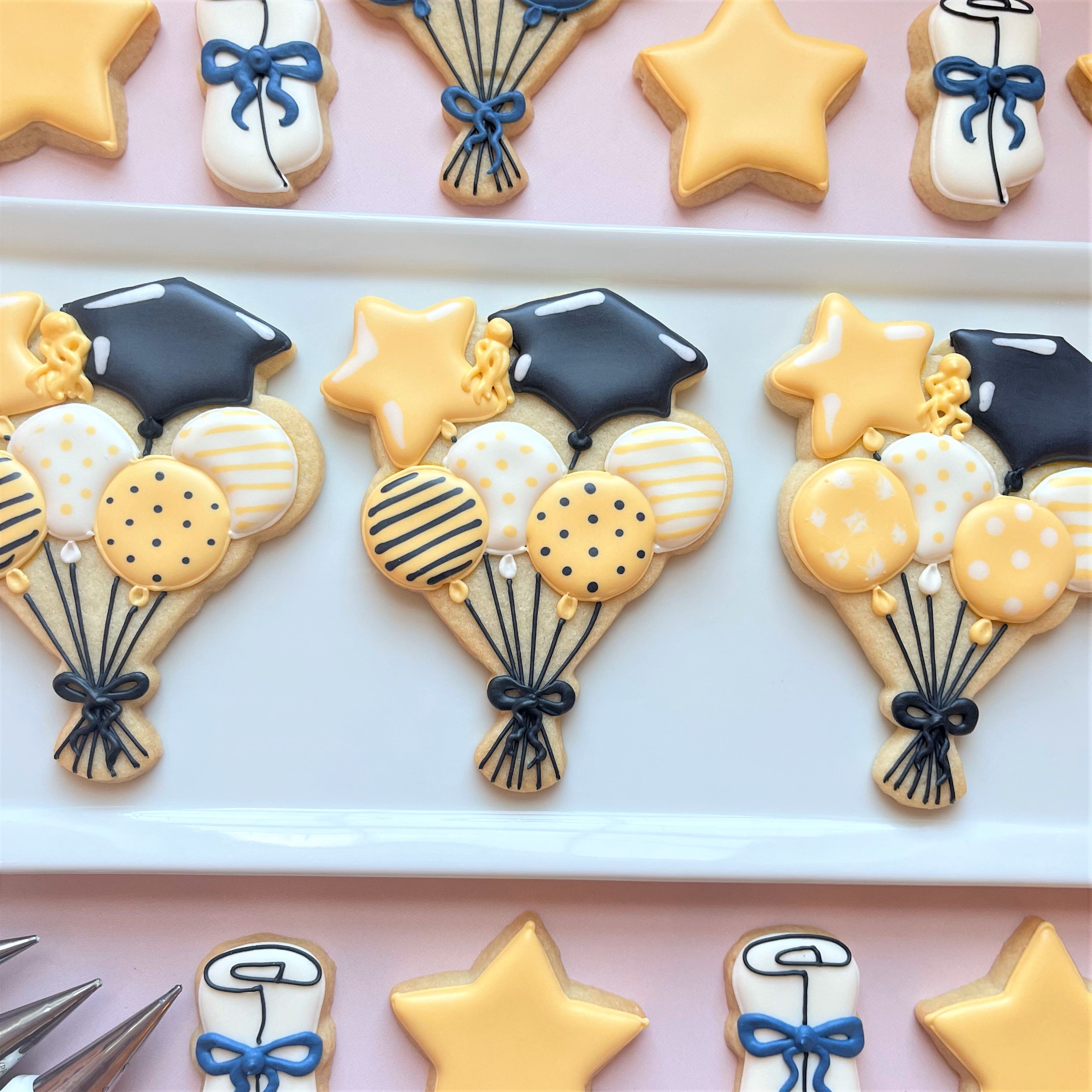 Grad Balloon Bunch Cookie Cutter – The Flour Box