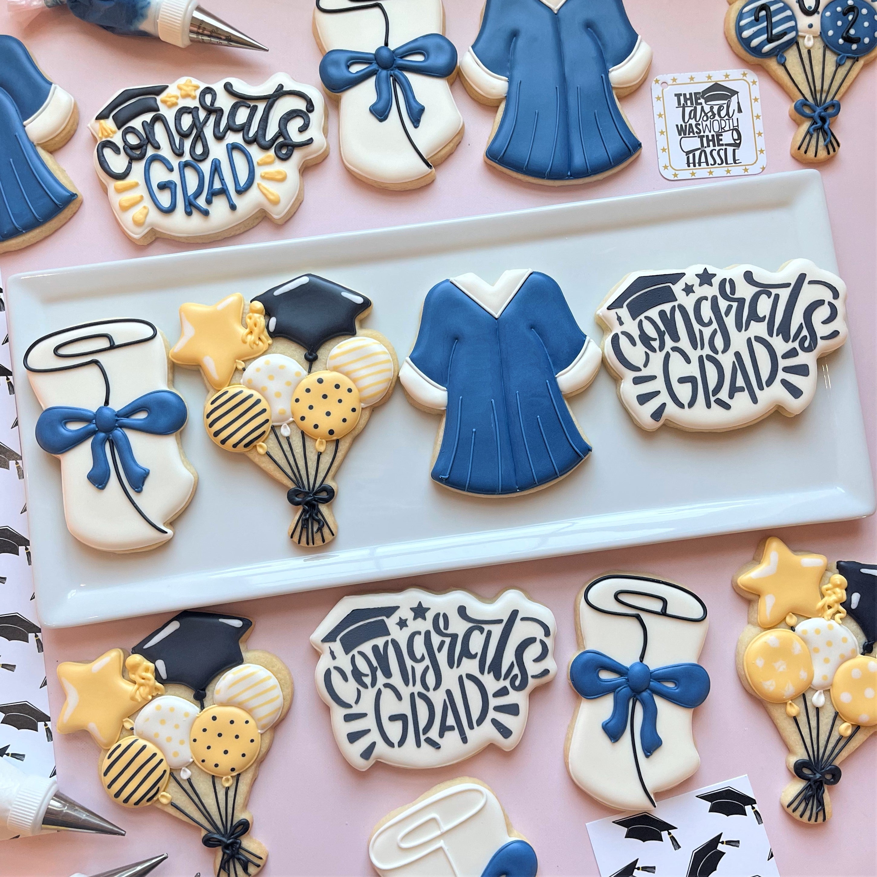 Grad Diploma Rolled Cookie Cutter