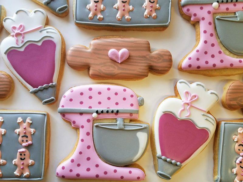 Piping Bag / Carrot Cookie Cutter by The Flour Box